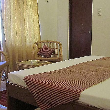 Kristal Sands Beach Resort كالانغيُت المظهر الخارجي الصورة
